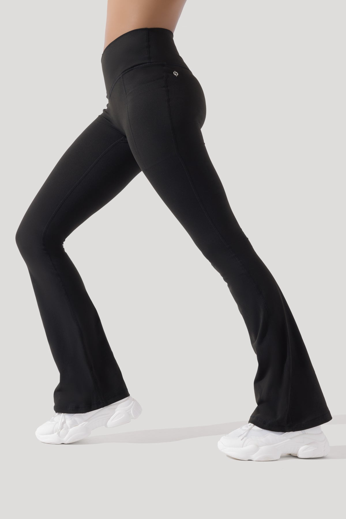 POPFLEX Crisscross Hourglass® Flared Legging With Pockets (Soft