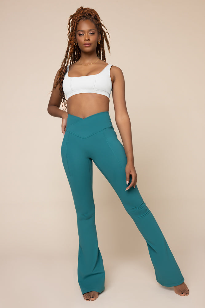 POPFLEX, Pants & Jumpsuits, High Rise Crisscross Hourglass Legging With  Pockets In Vegan Stretch Leather