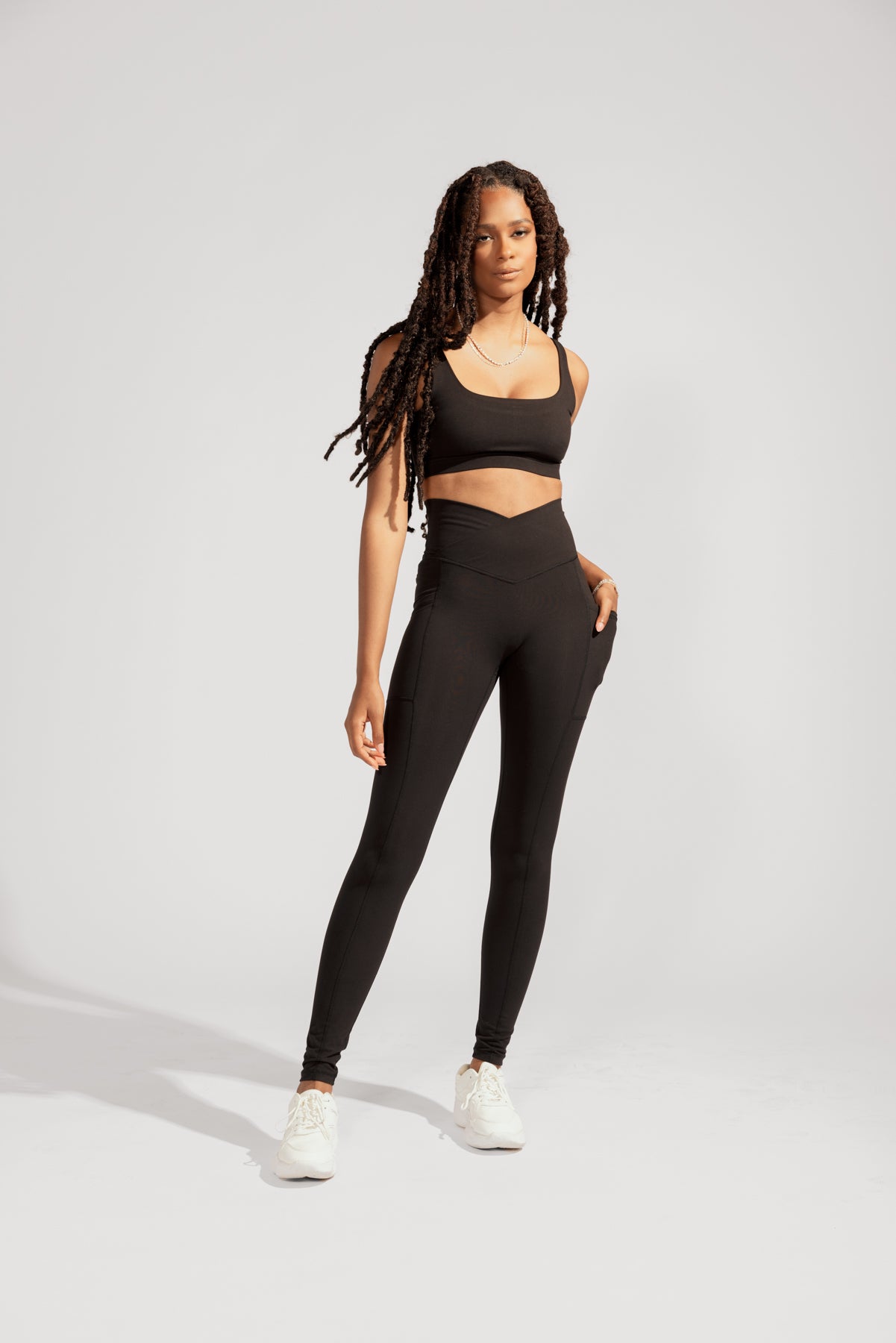 These 'Internet Famous' Leggings Could Give You an Instant Hourglass Figure