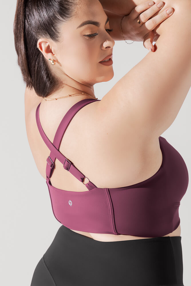 Popflex Active Curious Crop Top in Plum, Women's Fashion, Dresses & Sets,  Sets or Coordinates on Carousell