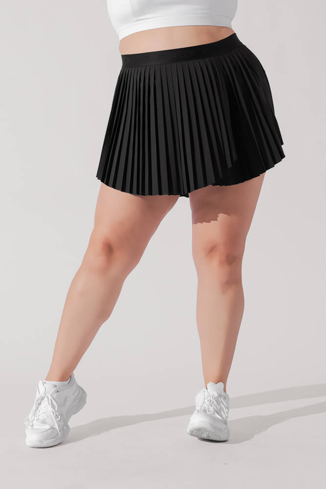 I made a pleated skort. What do you think!? 😍 I'm 5'5” wearing S. Com