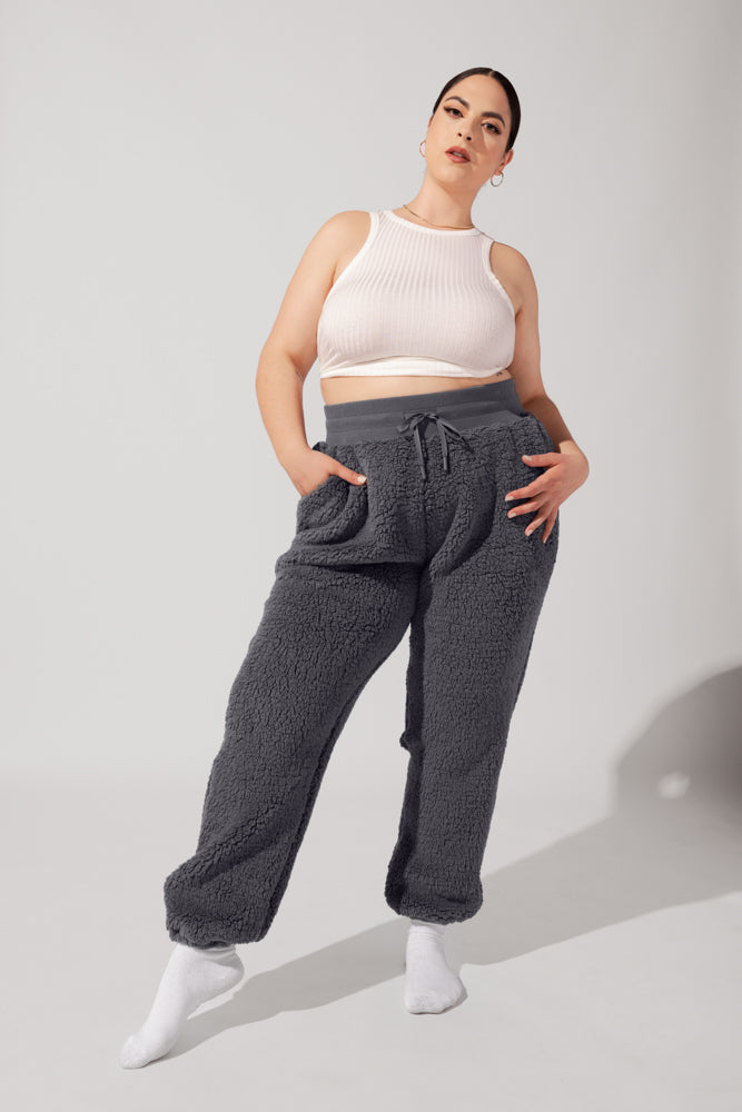 POPFLEX Active - Y'all, we can't believe that some sizes of the Terrain  Collection are already sold out!! We know a lot of you haven't gotten the  chance to get yours yet