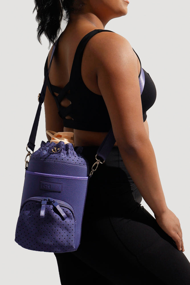 https://www.popflexactive.com/cdn/shop/products/BF-PF-Violet-Gallon-WaterBottle-Bag-CrossBody-On-Model_1024x1024.jpg?v=1673537147